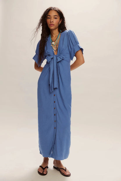 Free people Vintage Summer Midi Dress – front on model blue