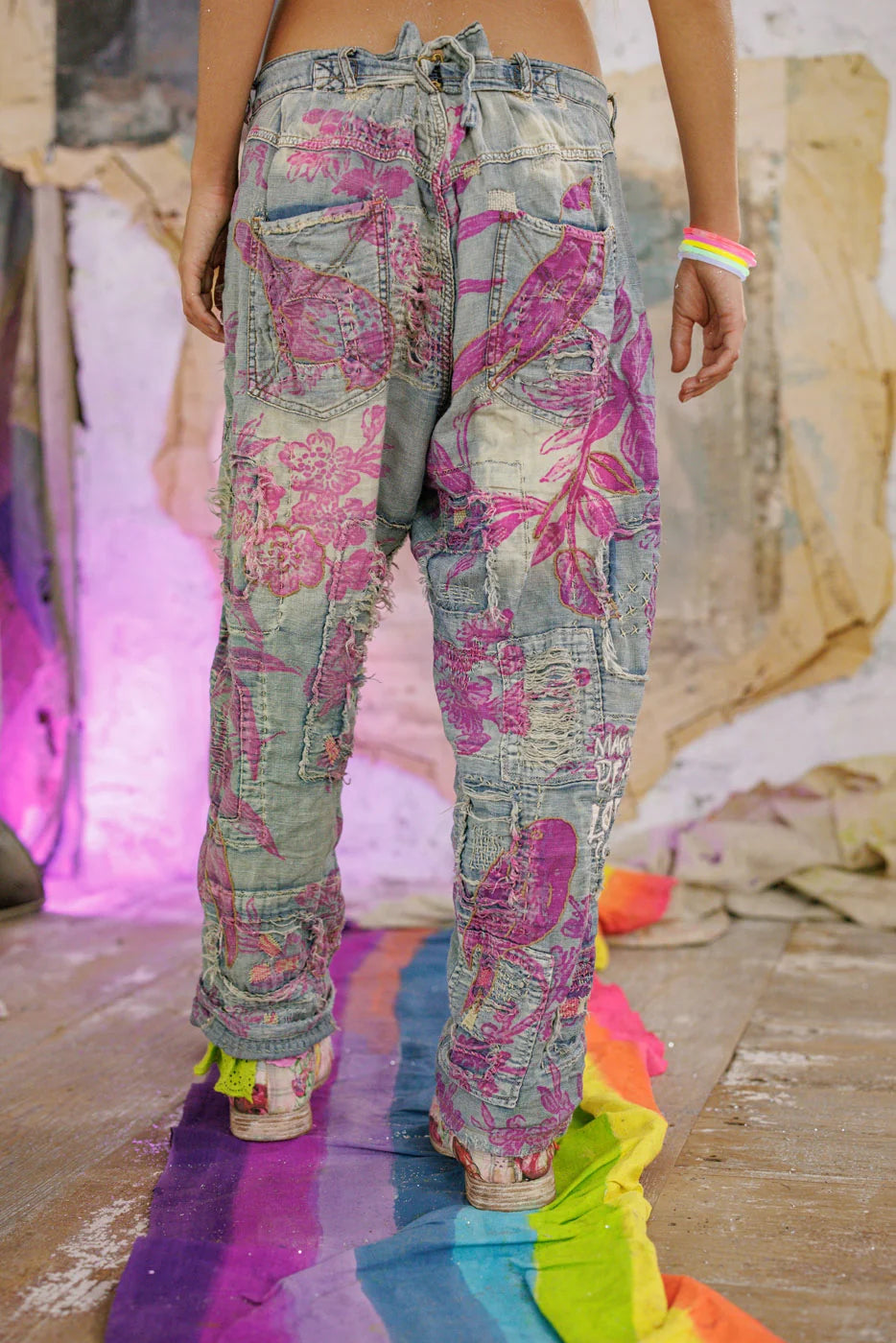 Magnolia Pearl Love Valentino Miner Denim – back on model blue